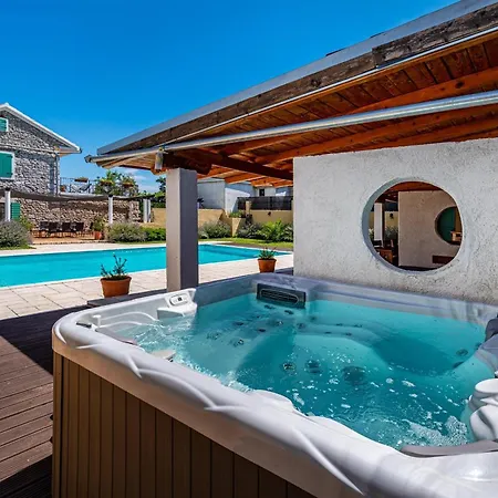 My Dalmatia - Kadulja With Private Pool And Tennis Court Casa de Férias
