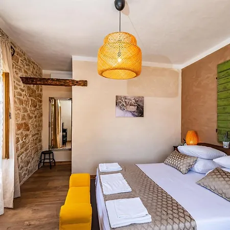 My Dalmatia - Kadulja With Private Pool And Tennis Court *