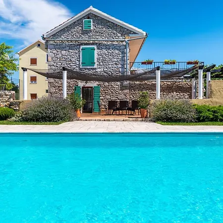 My Dalmatia - Kadulja With Private Pool And Tennis Court Sveti Filip i Jakov