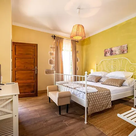My Dalmatia - Kadulja With Private Pool And Tennis Court Holiday home *