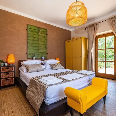 My Dalmatia - Kadulja With Private Pool And Tennis Court Sveti Filip i Jakov
