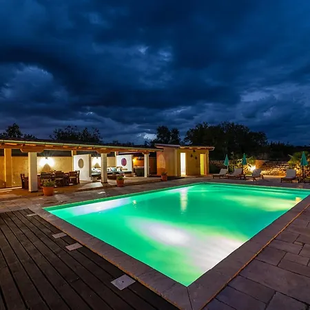 My Dalmatia - Kadulja With Private Pool And Tennis Court * Sveti Filip i Jakov