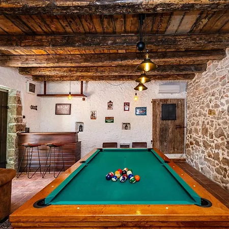 My Dalmatia - Kadulja With Private Pool And Tennis Court * Sveti Filip i Jakov