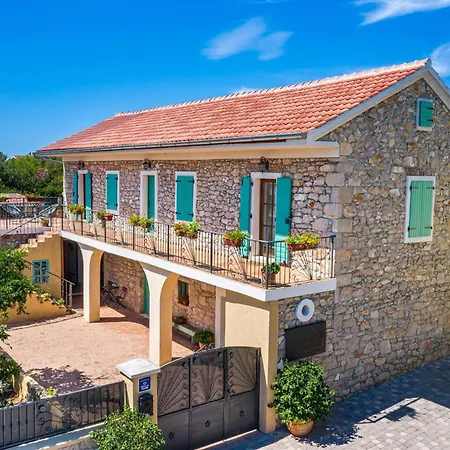 Holiday home My Dalmatia - Kadulja With Private Pool And Tennis Court *