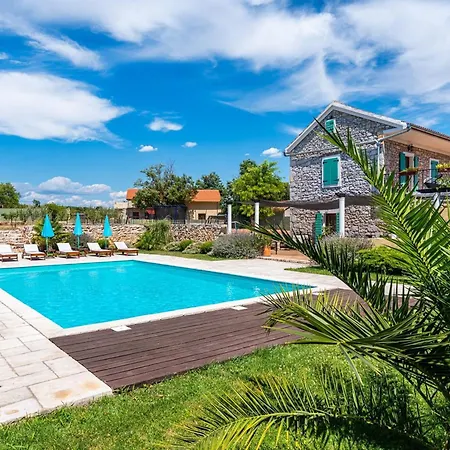 My Dalmatia - Kadulja With Private Pool And Tennis Court *